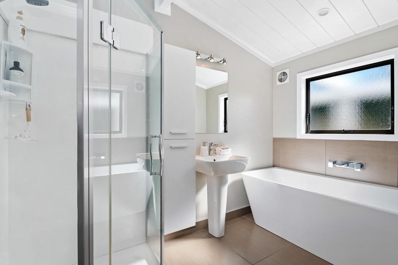 Mountviews Lodge タウポ エクステリア 写真